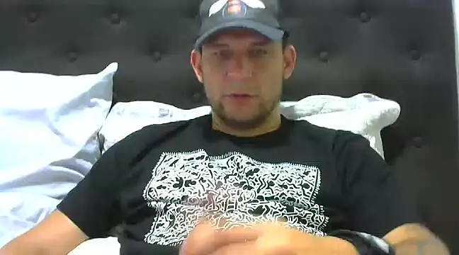 Snapshot of altenori112 chatting on March 14, 6:50 pm altenori112 online show from March 14, 6:50 pm