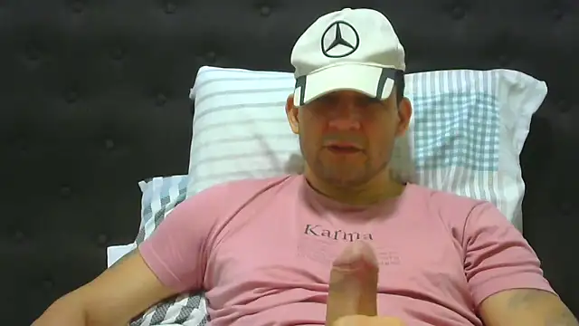 Snapshot of altenori112 chatting on September 23, 2:51 am altenori112 online show from September 23, 2:51 am