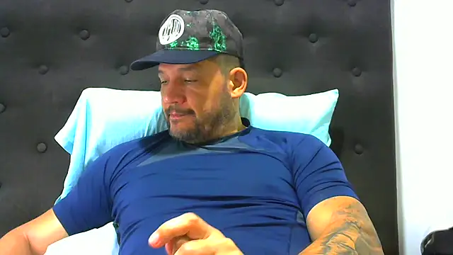 altenori112 online show from November 27, 2:17 pm