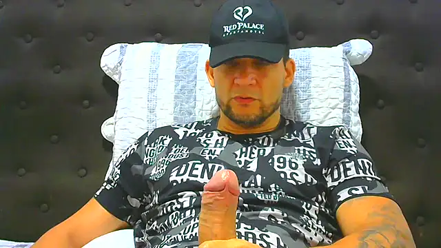 altenori112 online show from June 24, 9:23 pm