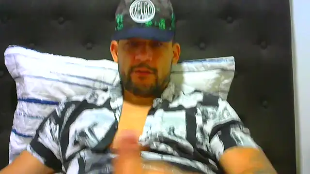 altenori112 online show from October 31, 1:46 am