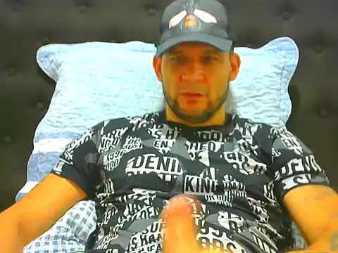 altenori112 online show from June 4, 8:46 pm