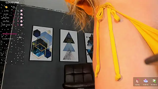 Snapshot of Fuckangelsts chatting on February 19, 4:44 am Fuckangelsts online show from February 19, 4:44 am