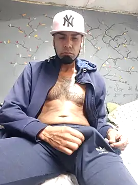 Snapshot of Chacal_Armyy chatting on December 2, 2:58 pm Chacal Armyy online show from December 2, 2:58 pm