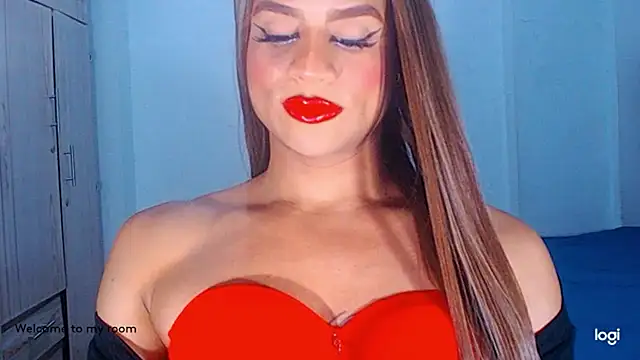 Snapshot of Valenntyna chatting on May 19, 7:21 pm Valenntyna online show from May 19, 7:21 pm