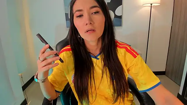 SaraParker  online show from June 27, 4:57 pm