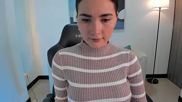 SaraParker  online show from November 6, 10:58 pm