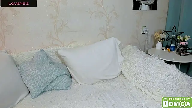 EmmaAmazingEyes online show from October 21, 4:06 pm