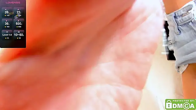 EmmaAmazingEyes online show from October 18, 1:02 pm