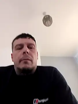 Snapshot of emmo1212 chatting on March 16, 1:59 pm emmo1212 online show from March 16, 1:59 pm