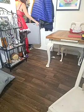 Emily English57 online show from December 15, 9:37 am