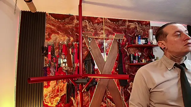 Snapshot of boy_n_girl chatting on March 14, 10:29 am boy n girl online show from March 14, 10:29 am