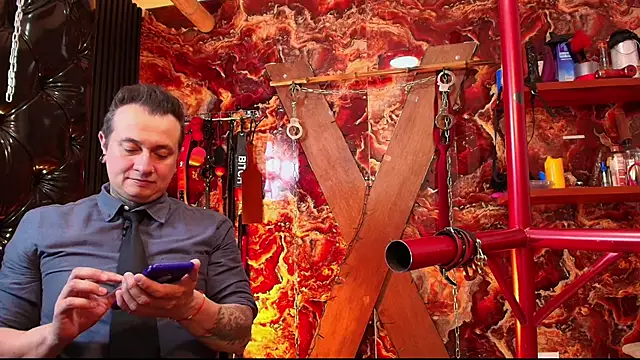 boy n girl online show from February 19, 7:00 pm