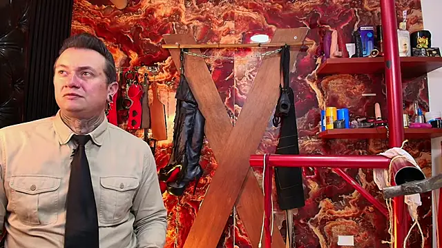 Snapshot of boy_n_girl chatting on October 31, 9:17 am boy n girl online show from October 31, 9:17 am