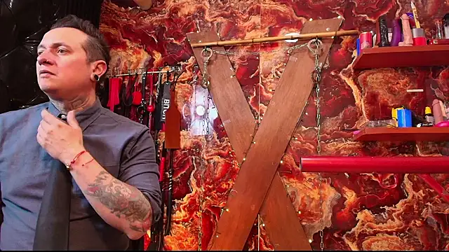 boy n girl online show from February 6, 6:15 pm