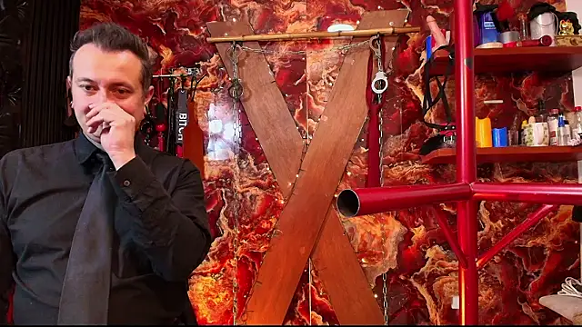 boy n girl online show from February 13, 10:15 am