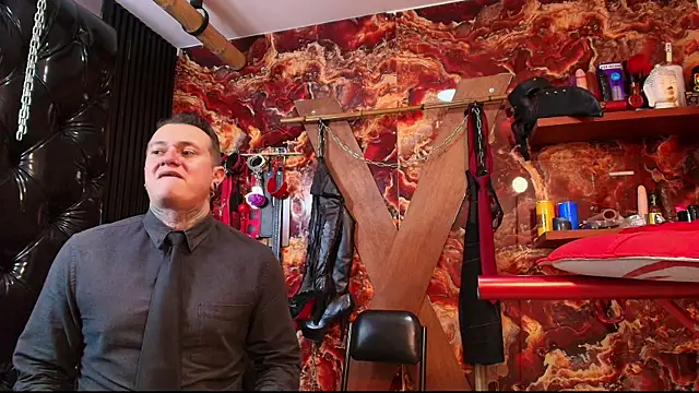 Snapshot of boy_n_girl chatting on November 26, 6:30 pm boy n girl online show from November 26, 6:30 pm