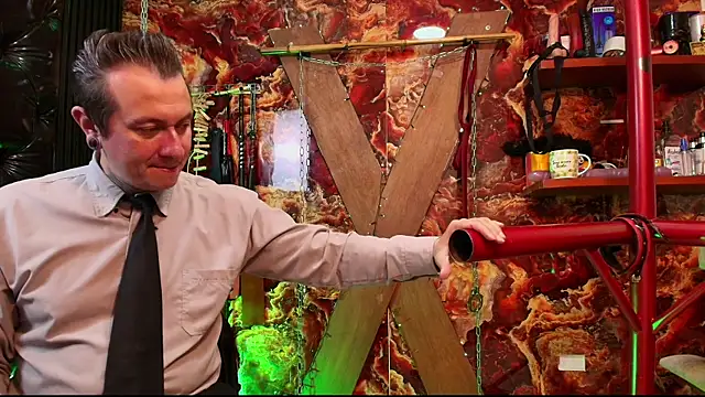 boy n girl online show from March 28, 11:00 am