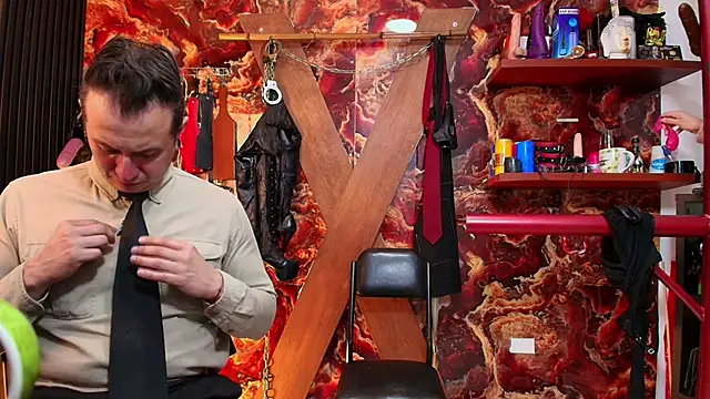 Snapshot of boy_n_girl chatting on October 23, 9:41 am boy n girl online show from October 23, 9:41 am