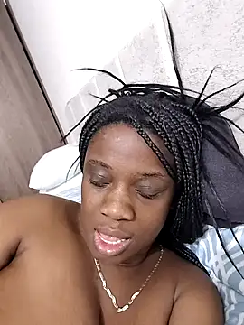 doucebrune online show from February 22, 4:48 am