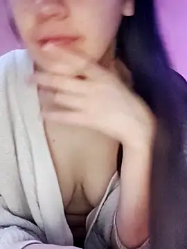 Snapshot of Amaya07 chatting on October 3, 10:11 pm Amaya07 online show from October 3, 10:11 pm