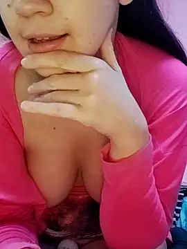 Snapshot of Amaya07 chatting on November 6, 1:20 am Amaya07 online show from November 6, 1:20 am