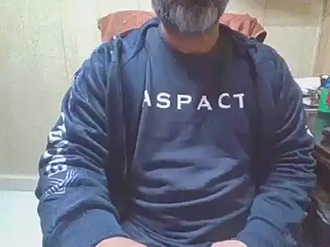 hairymaster95 online show from February 1, 7:06 am