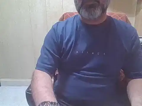 hairymaster95 online show from April 19, 6:14 am