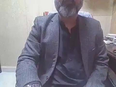 hairymaster95 online show from December 19, 4:27 am