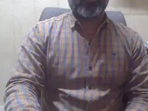 Snapshot of hairymaster95 chatting on February 28, 6:21 am hairymaster95 online show from February 28, 6:21 am