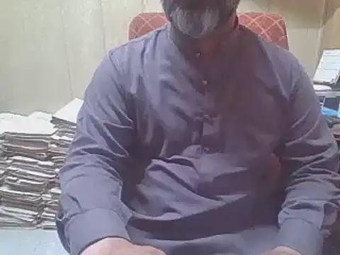 Snapshot of hairymaster95 chatting on October 12, 6:59 am hairymaster95 online show from October 12, 6:59 am