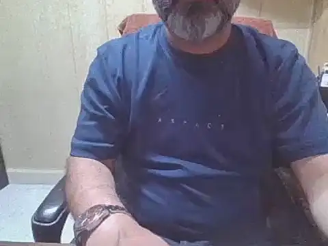 hairymaster95 online show from March 12, 7:12 am