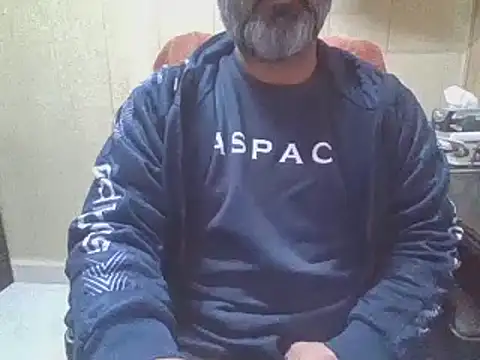 hairymaster95 online show from February 8, 7:17 am