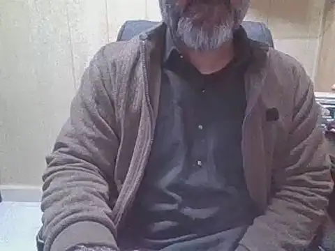 hairymaster95 online show from January 13, 4:16 am