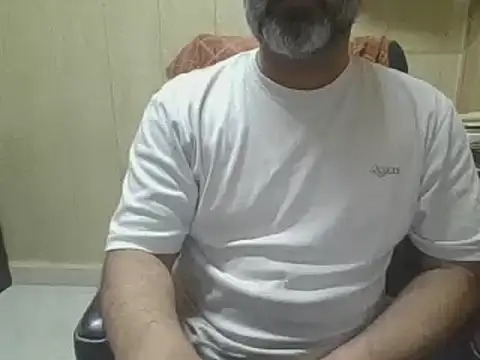 hairymaster95 online show from May 10, 6:39 am