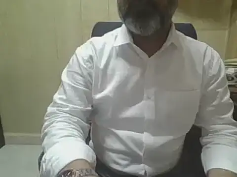 hairymaster95 online show from May 7, 4:17 am