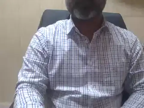 Snapshot of hairymaster95 chatting on February 8, 8:20 am hairymaster95 online show from February 8, 8:20 am