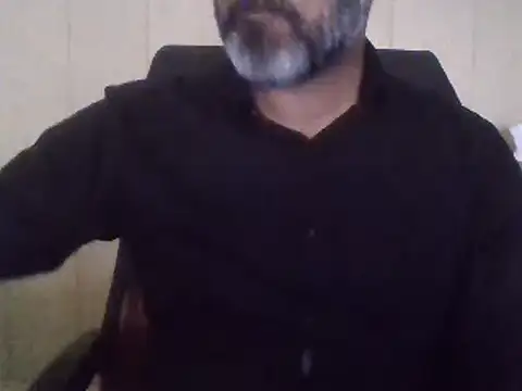 Snapshot of hairymaster95 chatting on February 11, 4:22 am hairymaster95 online show from February 11, 4:22 am