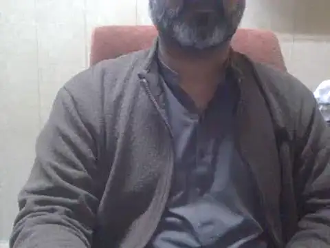 Snapshot of hairymaster95 chatting on January 31, 10:31 am hairymaster95 online show from January 31, 10:31 am