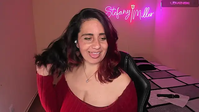 Snapshot of stefany_miller77 chatting on March 23, 12:15 am stefany miller77 online show from March 23, 12:15 am