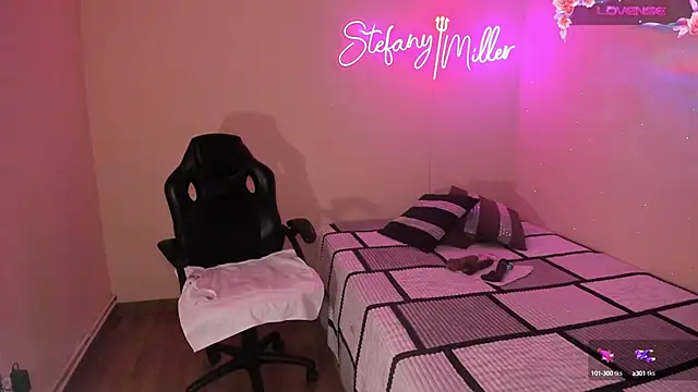 Snapshot of stefany_miller77 chatting on February 26, 4:05 pm stefany miller77 online show from February 26, 4:05 pm