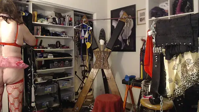 Snapshot of Transjoni chatting on February 28, 3:33 pm Transjoni online show from February 28, 3:33 pm