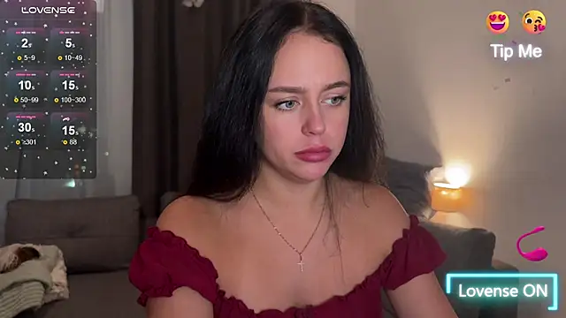 Snapshot of Megan_Nilson chatting on November 5, 8:01 pm Megan Nilson online show from November 5, 8:01 pm