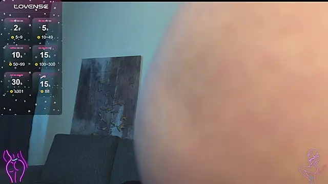 Snapshot of Megan_Nilson chatting on January 27, 12:05 pm Megan Nilson online show from January 27, 12:05 pm