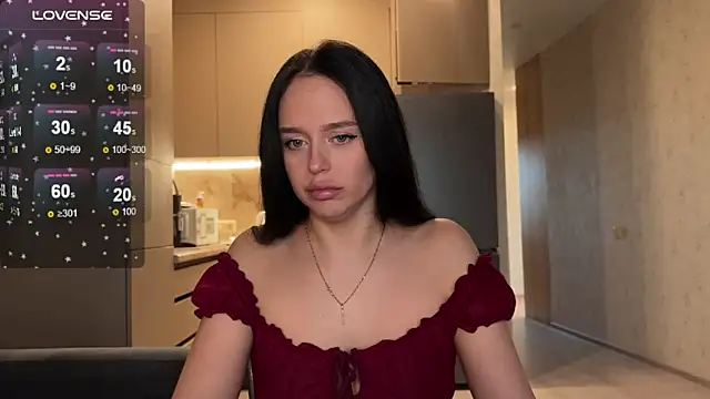 Megan Nilson online show from April 21, 9:38 am