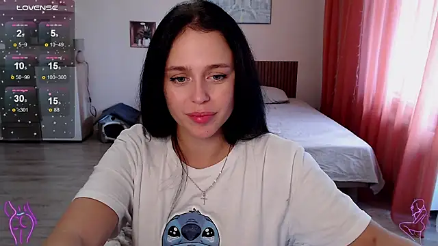 Snapshot of Megan_Nilson chatting on October 12, 7:21 am Megan Nilson online show from October 12, 7:21 am