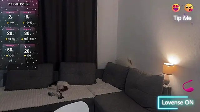 Megan Nilson online show from November 26, 6:41 pm