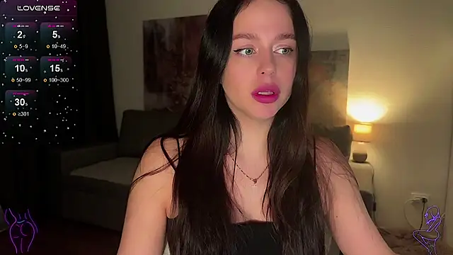 Snapshot of Megan_Nilson chatting on March 13, 8:22 pm Megan Nilson online show from March 13, 8:22 pm