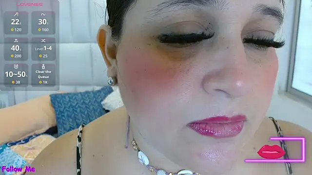 Kerly Doll online show from November 20, 12:50 pm