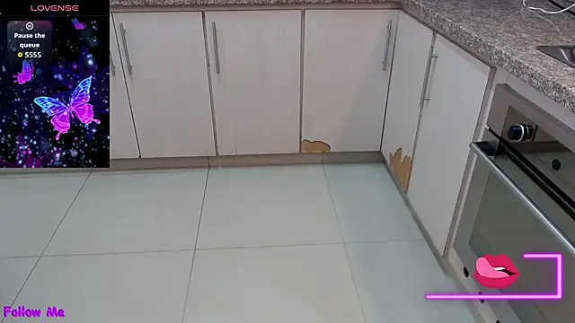 Kerly Doll online show from October 1, 12:09 pm